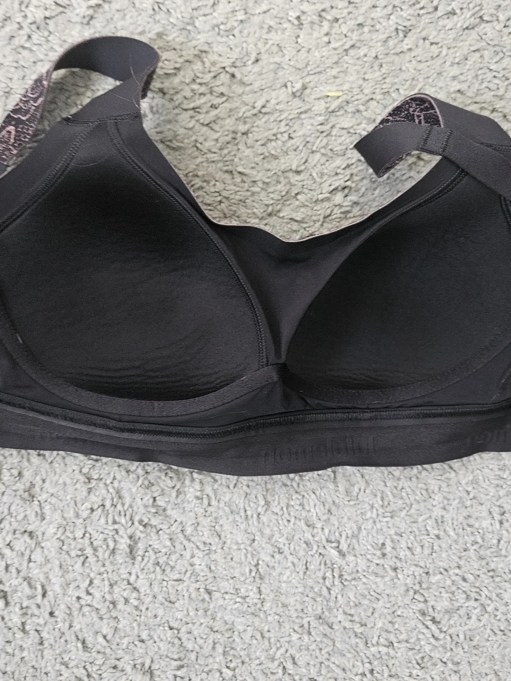 Lululemon Athletica Fine Form Lacescape Work Our Bra Size 32C